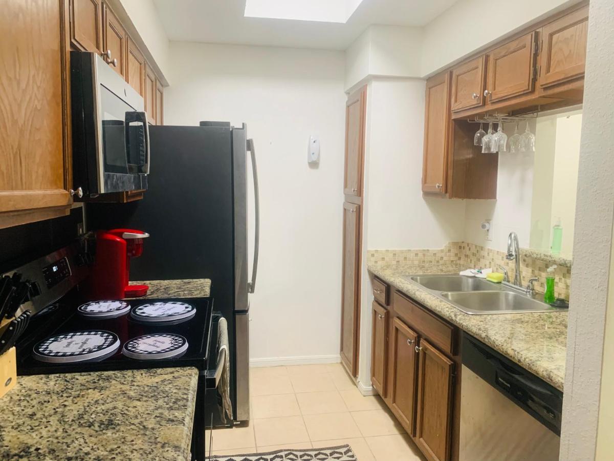 Sherbrooke Square Townhomes Houston Esterno foto